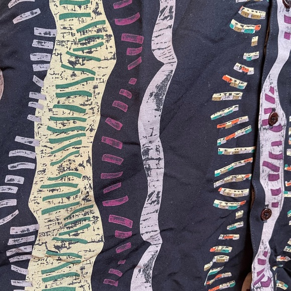 Vintage 90s Printed Shirt - Picture 2 of 10